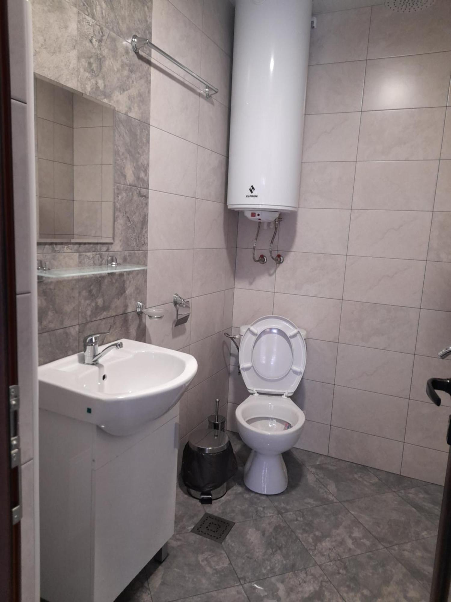 Guest Rooms Ider Saparewa Banja Zewnętrze zdjęcie