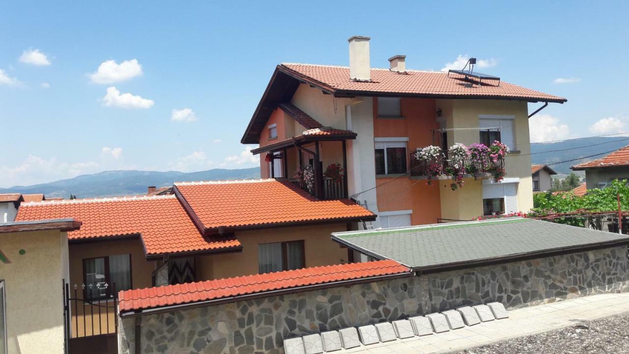 Guest Rooms Ider Saparewa Banja Zewnętrze zdjęcie
