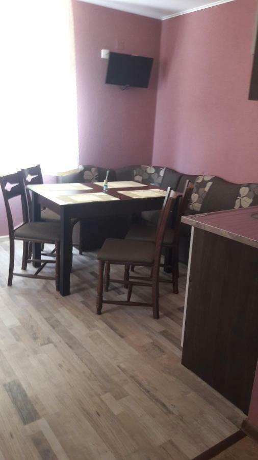 Guest Rooms Ider Saparewa Banja Zewnętrze zdjęcie